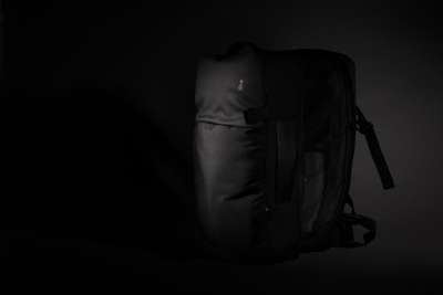 Рюкзак для путешествий Swiss Peak из rPET AWARE™ с регулируемым объемом, 15.6" под нанесение логотипа