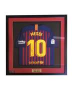 Футболка ФК «Барселона» с автографом Лионеля Месси фото