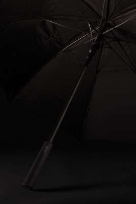 Зонт-трость антишторм Swiss Peak Tornado из rPET AWARE™, d116 см под нанесение логотипа