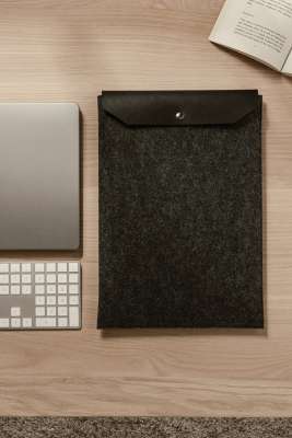 Чехол для ноутбука VINGA Albon из переработанного фетра GRS, 17’’ под нанесение логотипа